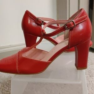 Red ♥️ Gianni Bini Mary Jane Heels size 6
